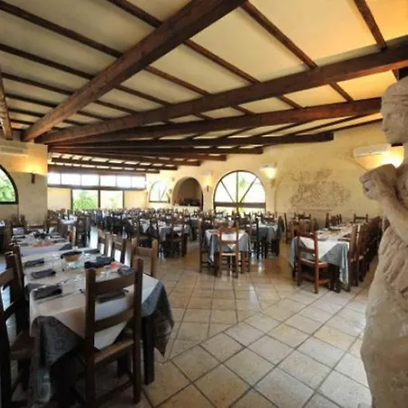 Fruit Village La Brunese 4stelle Hotel